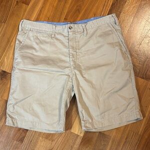 Polo by Ralph Lauren Men's Flat-Front Shorts in Khaki